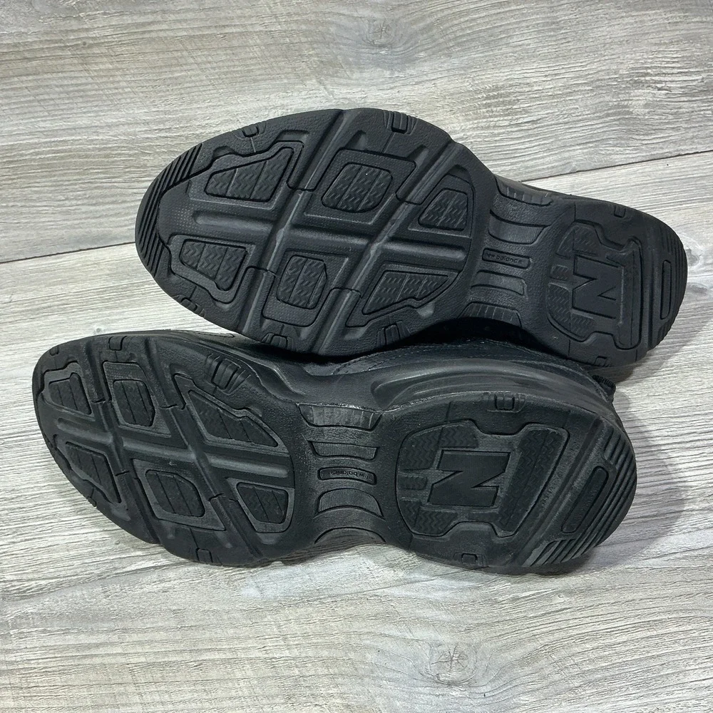 New Balance 608V2 Men's Triple Black Leather Size 13 4E Sneakers Shoes MX608V2B